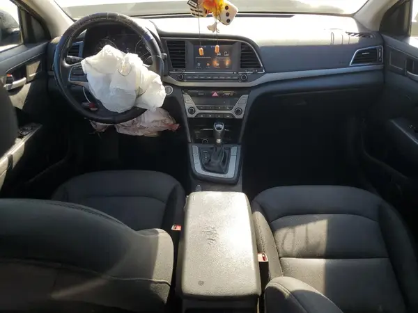 5NPD84LF3JH277991 2018 HYUNDAI ELANTRA - Image 8