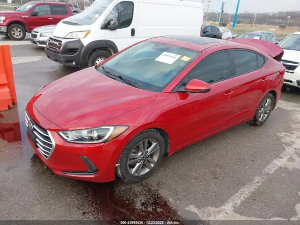 5NPD84LF3JH279658 2018 HYUNDAI ELANTRA - Image 2