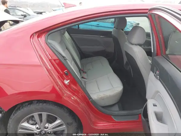 5NPD84LF3JH279658 2018 HYUNDAI ELANTRA - Image 8