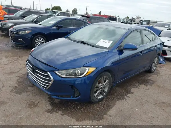 5NPD84LF3JH280423 2018 HYUNDAI ELANTRA - Image 2
