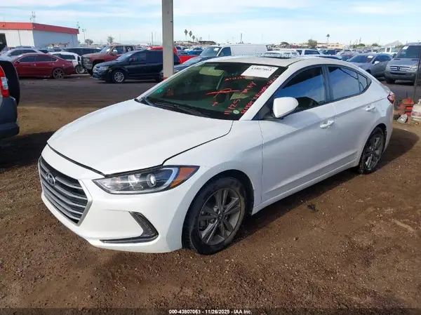 5NPD84LF3JH281023 2018 HYUNDAI ELANTRA - Image 2