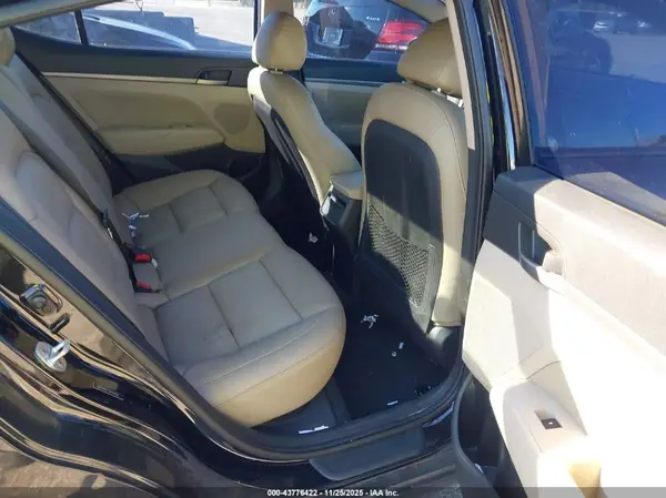 5NPD84LF3JH281927 2018 HYUNDAI ELANTRA - Image 8