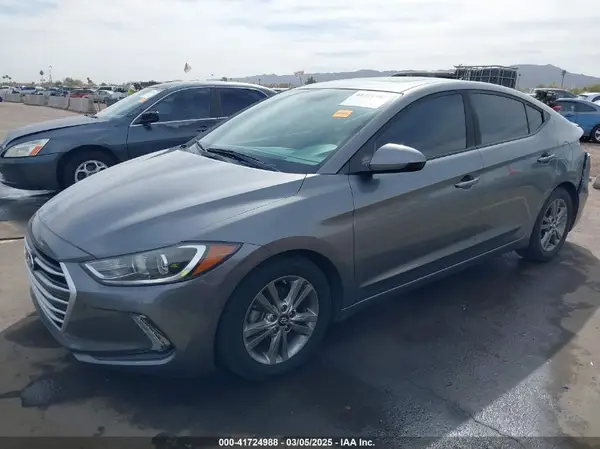 5NPD84LF3JH287582 2018 HYUNDAI ELANTRA - Image 2