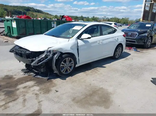 5NPD84LF3JH288604 2018 HYUNDAI ELANTRA - Image 2