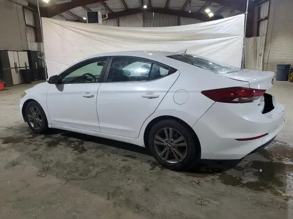 5NPD84LF3JH288876 2018 HYUNDAI ELANTRA - Image 2