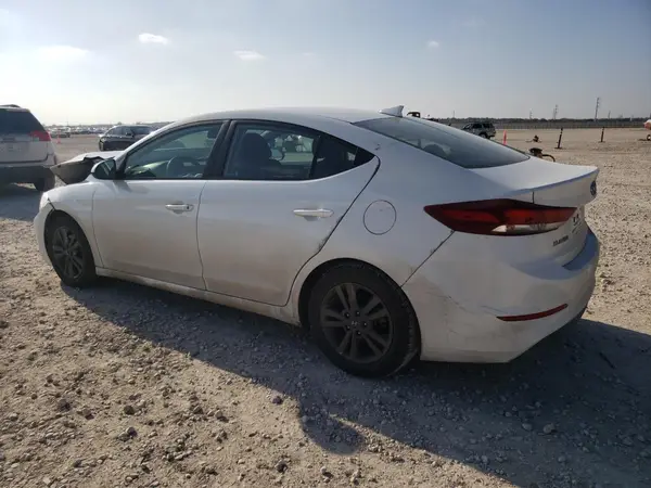 5NPD84LF3JH291423 2018 HYUNDAI ELANTRA - Image 2