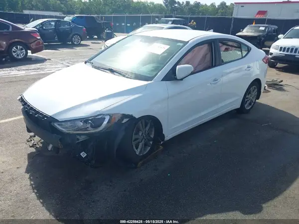 5NPD84LF3JH291941 2018 HYUNDAI ELANTRA - Image 2