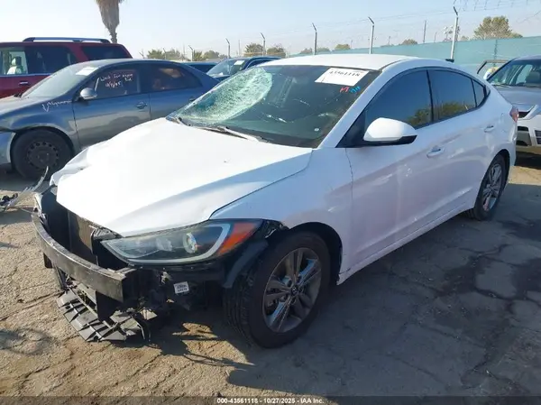 5NPD84LF3JH294354 2018 HYUNDAI ELANTRA - Image 2