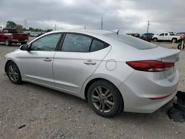 5NPD84LF3JH297285 2018 HYUNDAI ELANTRA - Image 2