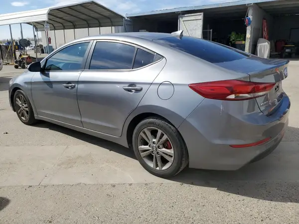 5NPD84LF3JH297948 2018 HYUNDAI ELANTRA - Image 2