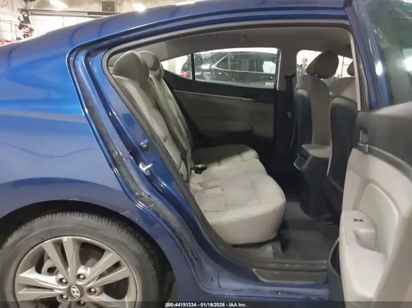 5NPD84LF3JH298825 2018 HYUNDAI ELANTRA - Image 8