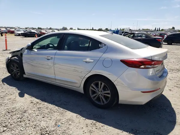 5NPD84LF3JH299019 2018 HYUNDAI ELANTRA - Image 2