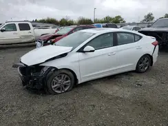 5NPD84LF3JH299439 2018 HYUNDAI ELANTRA
