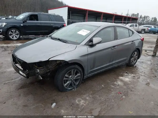 5NPD84LF3JH299683 2018 HYUNDAI ELANTRA - Image 2