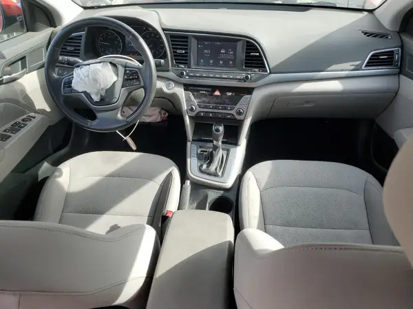 5NPD84LF3JH301285 2018 HYUNDAI ELANTRA - Image 8