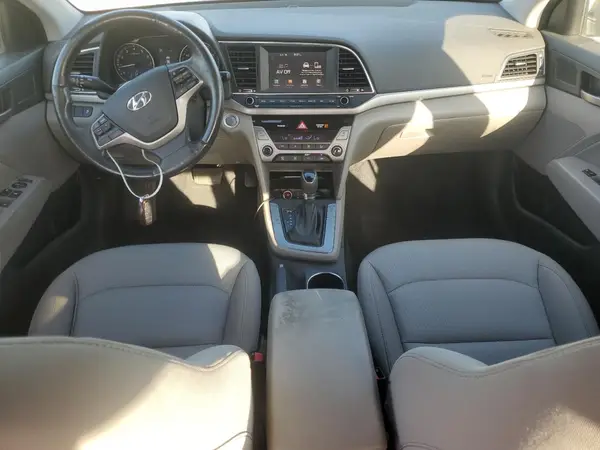 5NPD84LF3JH302372 2018 HYUNDAI ELANTRA - Image 8