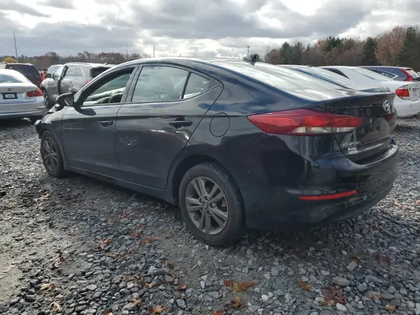 5NPD84LF3JH302422 2018 HYUNDAI ELANTRA - Image 2