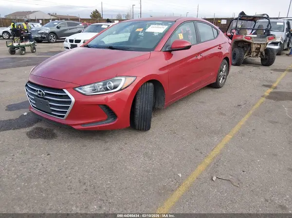 5NPD84LF3JH305109 2018 HYUNDAI ELANTRA - Image 2