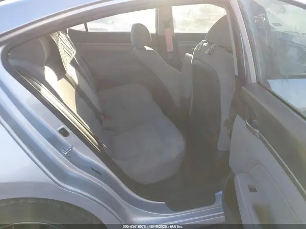 5NPD84LF3JH305840 2018 HYUNDAI ELANTRA - Image 8