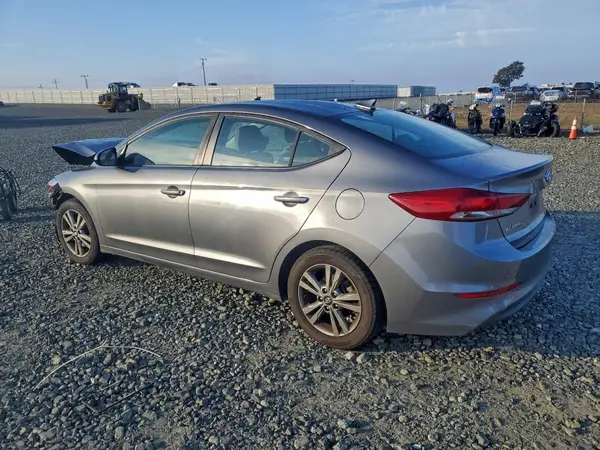 5NPD84LF3JH307250 2018 HYUNDAI ELANTRA - Image 2