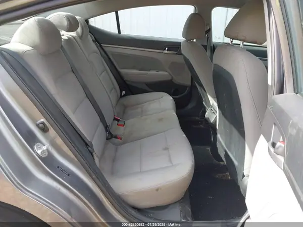 5NPD84LF3JH307295 2018 HYUNDAI ELANTRA - Image 8