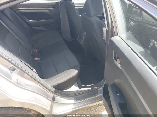 5NPD84LF3JH309130 2018 HYUNDAI ELANTRA - Image 8