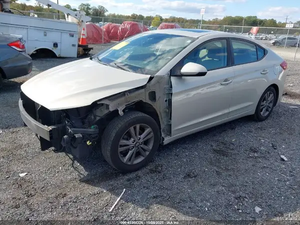 5NPD84LF3JH310259 2018 HYUNDAI ELANTRA - Image 2