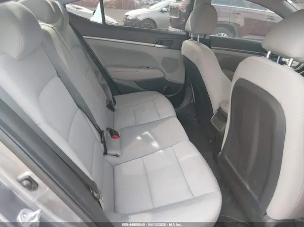 5NPD84LF3JH313159 2018 HYUNDAI ELANTRA - Image 8