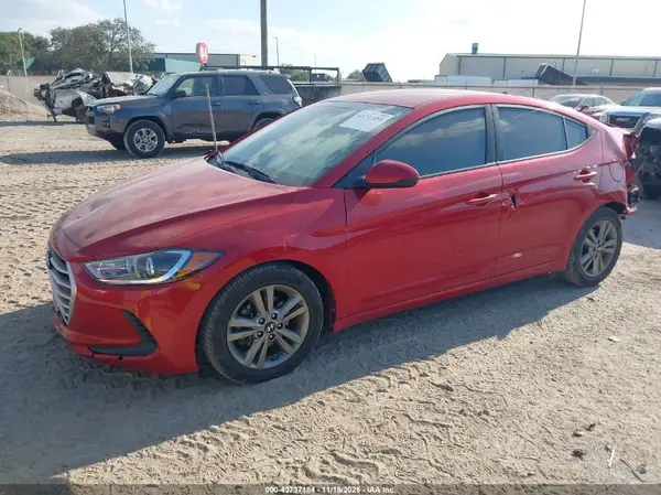 5NPD84LF3JH315008 2018 HYUNDAI ELANTRA - Image 2