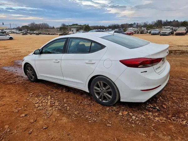 5NPD84LF3JH316868 2018 HYUNDAI ELANTRA - Image 2