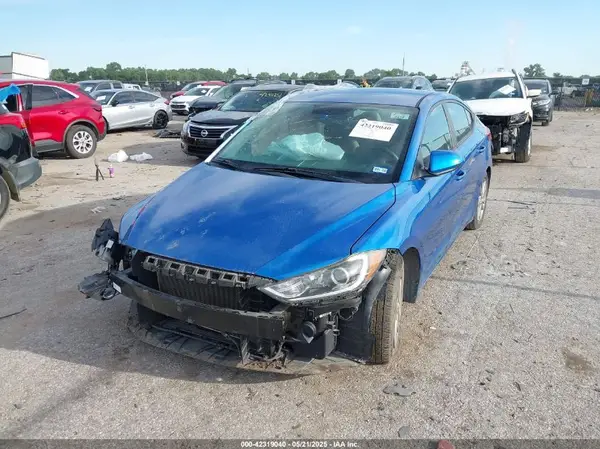 5NPD84LF3JH320502 2018 HYUNDAI ELANTRA - Image 2