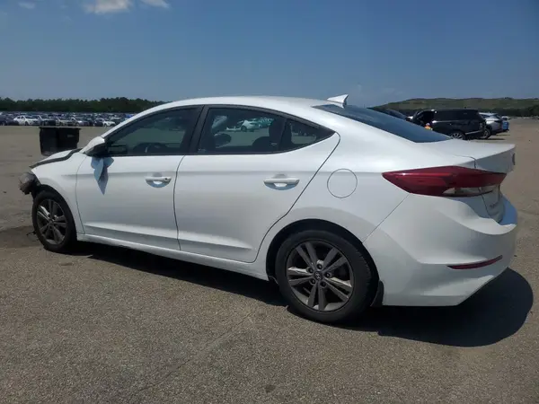 5NPD84LF3JH322234 2018 HYUNDAI ELANTRA - Image 2
