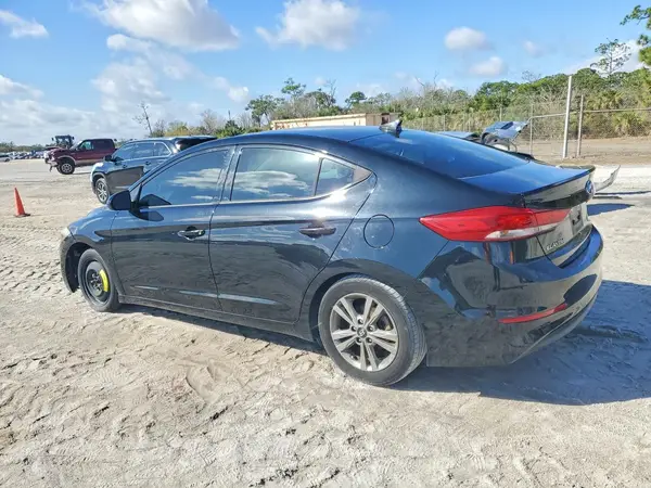 5NPD84LF3JH323464 2018 HYUNDAI ELANTRA - Image 2
