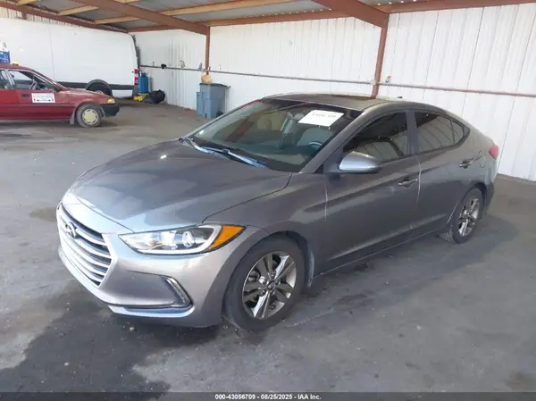 5NPD84LF3JH324002 2018 HYUNDAI ELANTRA - Image 2