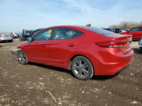 5NPD84LF3JH325070 2018 HYUNDAI ELANTRA - Image 2