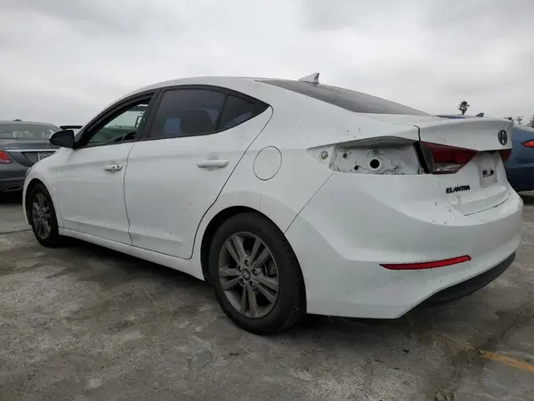5NPD84LF3JH326736 2018 HYUNDAI ELANTRA - Image 2