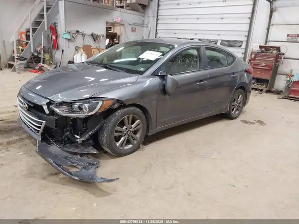 5NPD84LF3JH326798 2018 HYUNDAI ELANTRA - Image 2