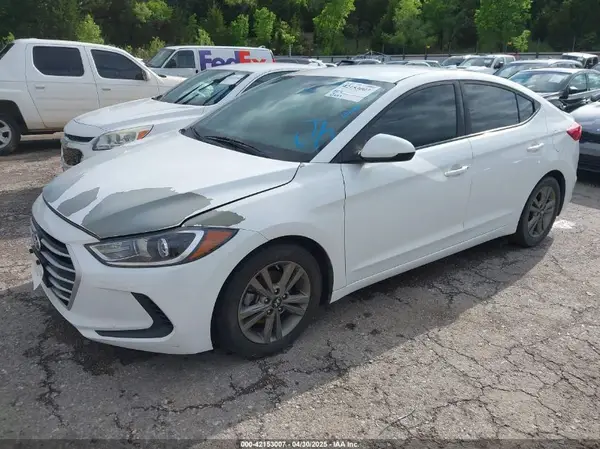 5NPD84LF3JH328521 2018 HYUNDAI ELANTRA - Image 2