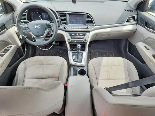 5NPD84LF3JH328888 2018 HYUNDAI ELANTRA - Image 8