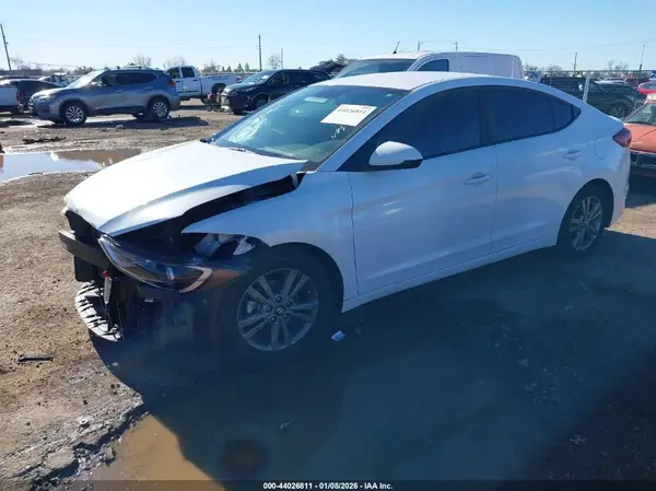 5NPD84LF3JH329331 2018 HYUNDAI ELANTRA - Image 2