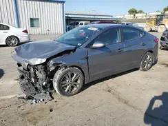 5NPD84LF3JH329409 2018 HYUNDAI ELANTRA
