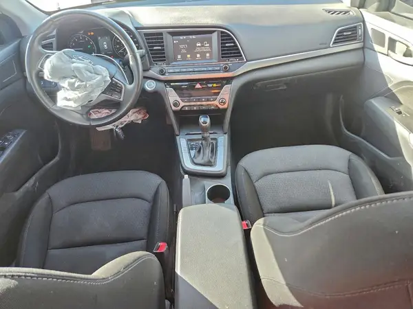 5NPD84LF3JH329832 2018 HYUNDAI ELANTRA - Image 8