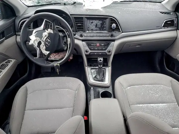 5NPD84LF3JH331385 2018 HYUNDAI ELANTRA - Image 8