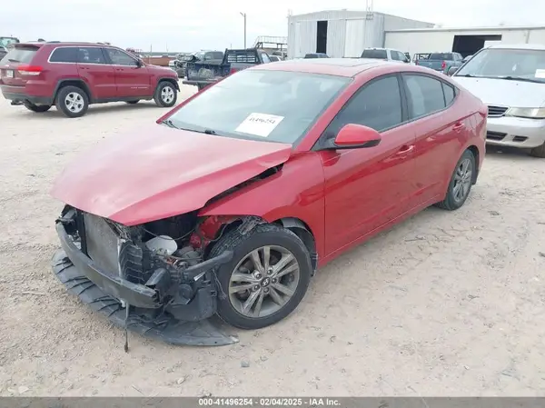 5NPD84LF3JH335033 2018 HYUNDAI ELANTRA - Image 2