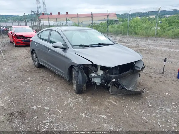 5NPD84LF3JH335968 2018 HYUNDAI ELANTRA - Image 1