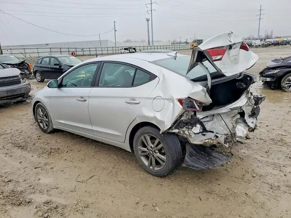 5NPD84LF3JH336425 2018 HYUNDAI ELANTRA - Image 2