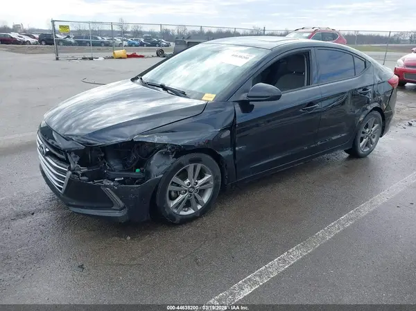 5NPD84LF3JH337123 2018 HYUNDAI ELANTRA - Image 2