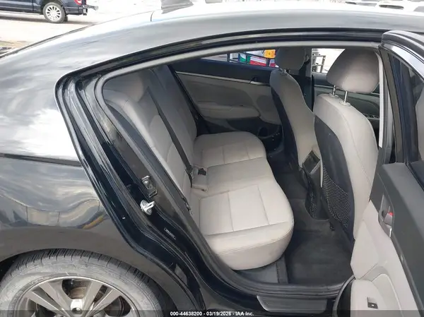 5NPD84LF3JH337123 2018 HYUNDAI ELANTRA - Image 8
