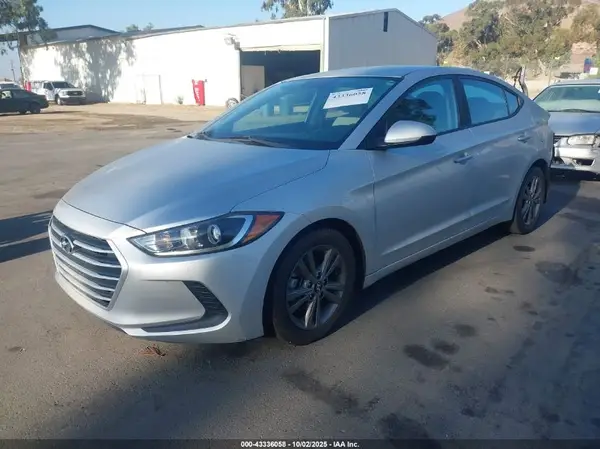 5NPD84LF3JH337767 2018 HYUNDAI ELANTRA - Image 2