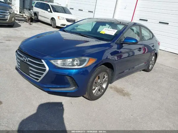 5NPD84LF3JH342242 2018 HYUNDAI ELANTRA - Image 2